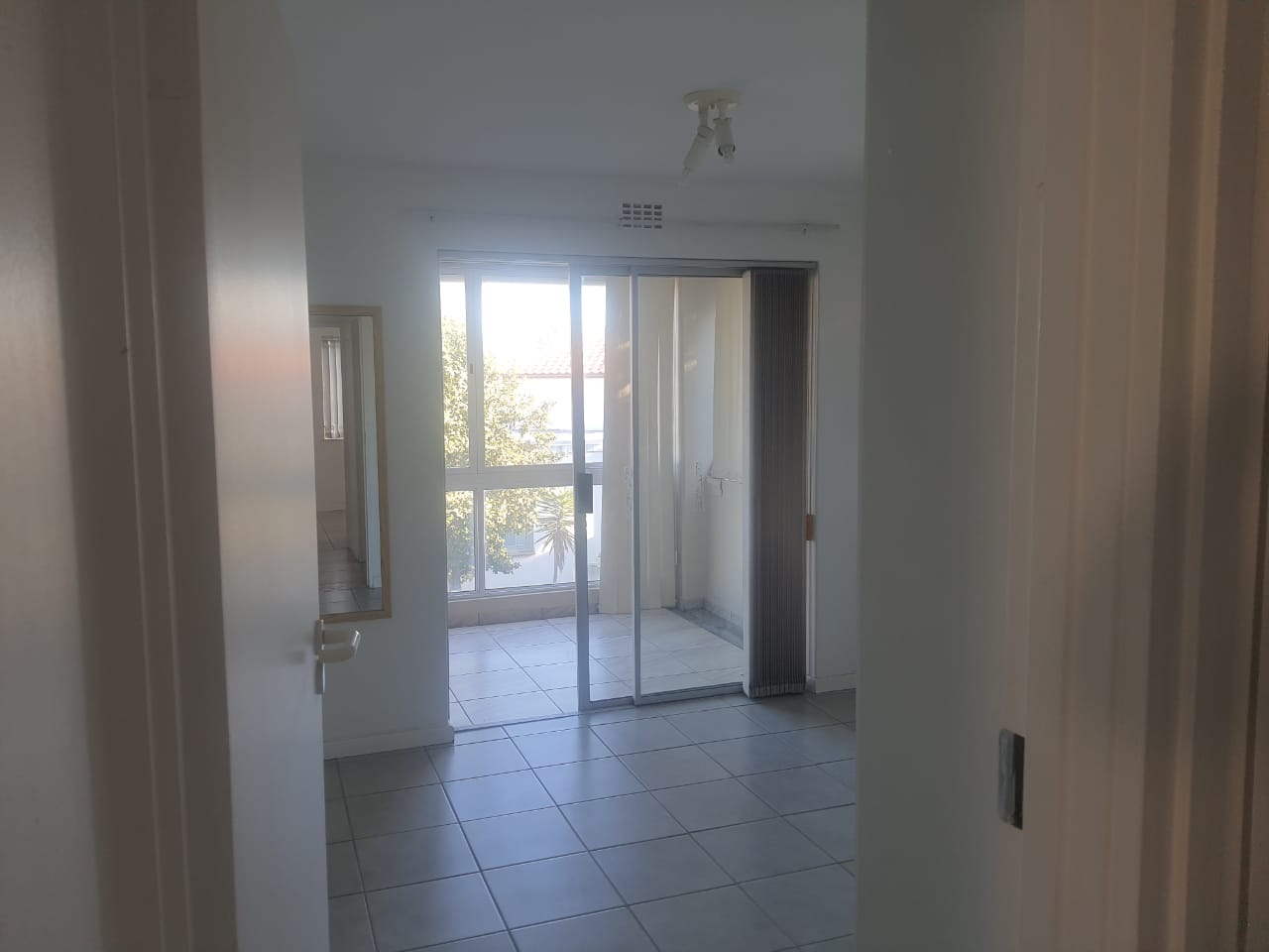 To Let 2 Bedroom Property for Rent in Gordons Bay Central Western Cape